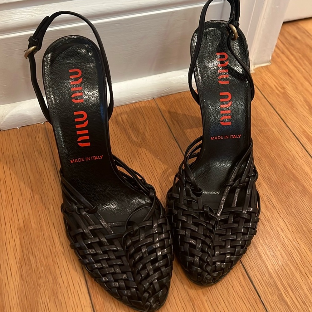 Miu Miu Heels Italian Woven Leather, size 38
